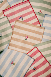Barra napkin with flower embroidery