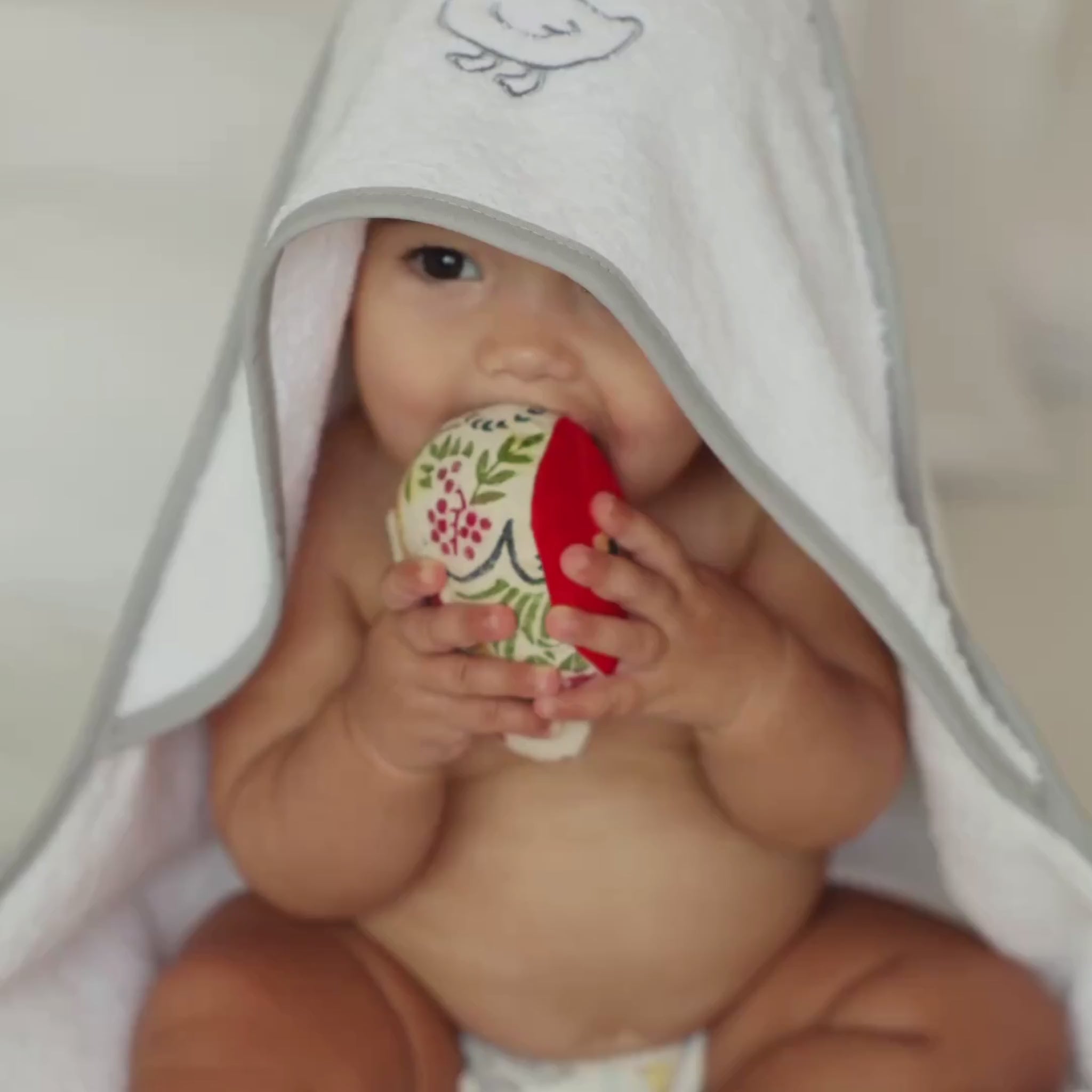 Baby towel Mira with embroidery