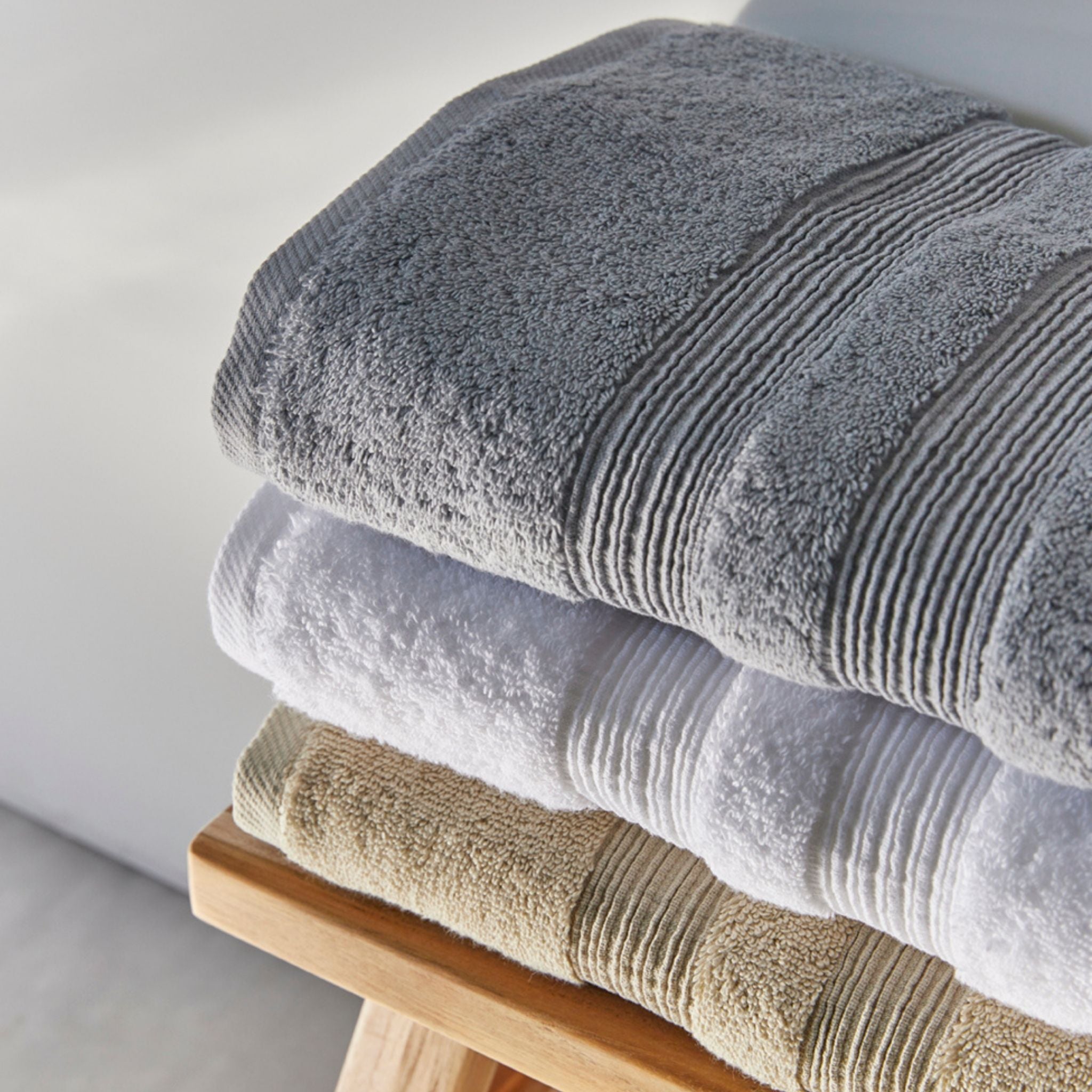Grey Elegance - Torres Novas