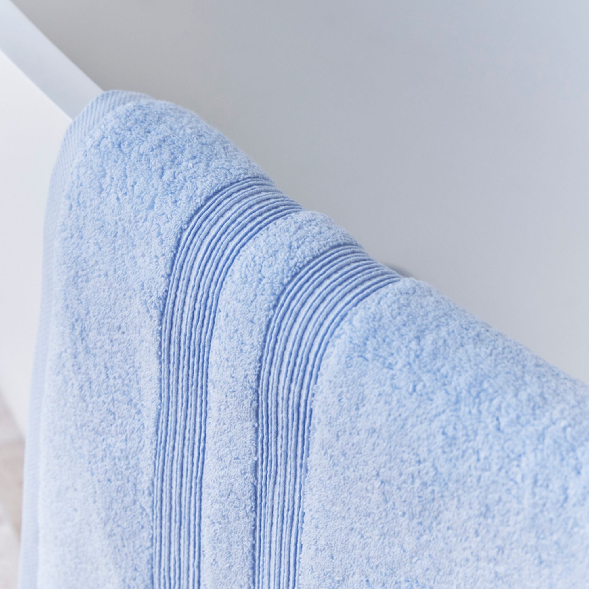 Kid's towel - Elegance in 100% Cotton 650 GSM