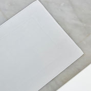 White Luxus