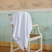 White Luxus