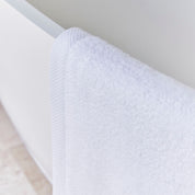 White Luxus