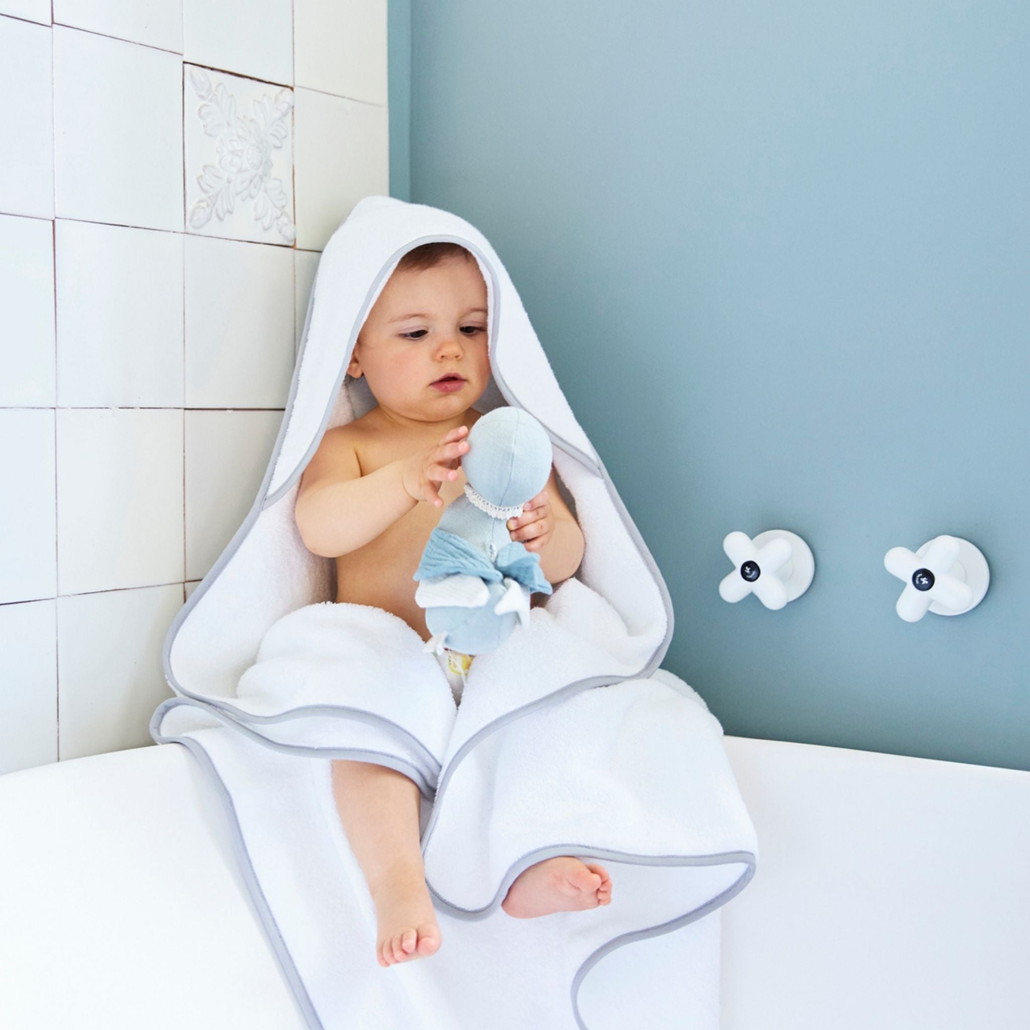 Baby towel - Mira in Organic Cotton 600 GSM