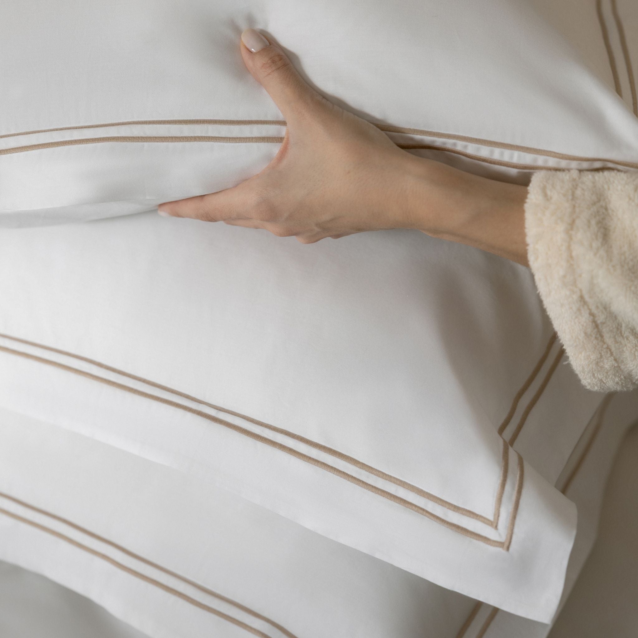 torres-novas-bed-coimbra-plain-pillowcases-beige-product-1.jpg