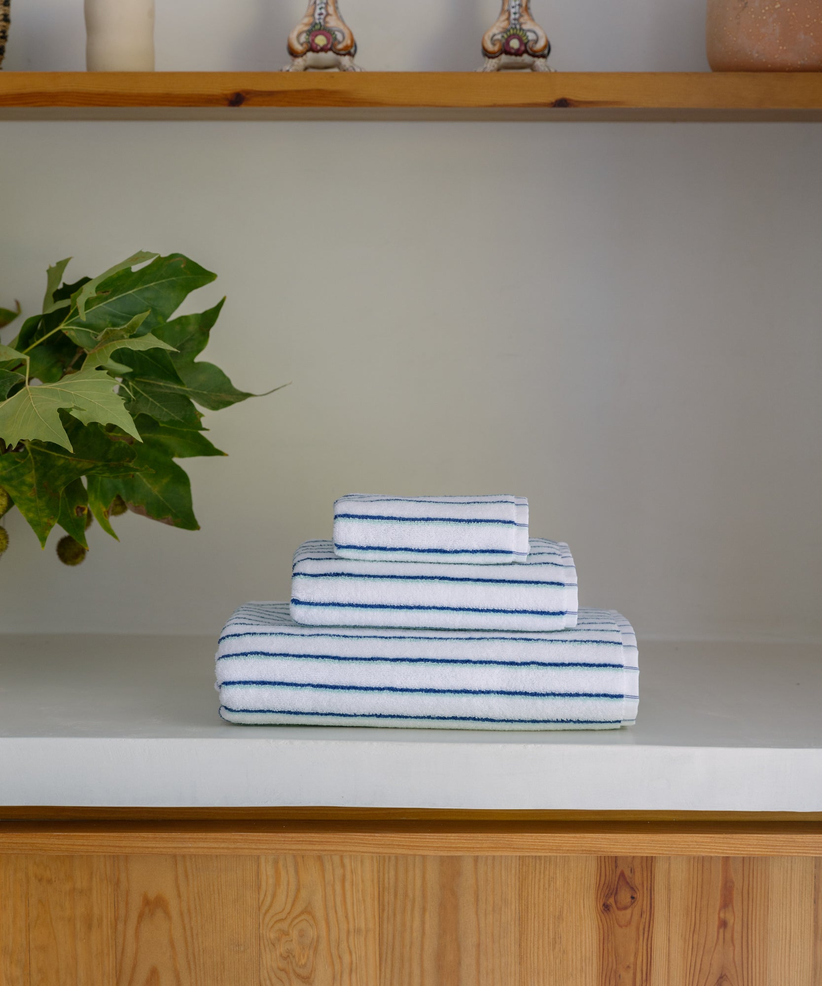 torres-novas-lima-bath-towel-stripes-product-blue-green.jpg