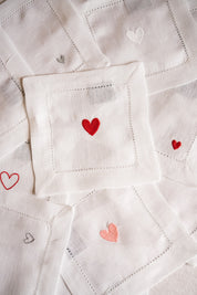 Guardanapos Mafra com bordados de coração