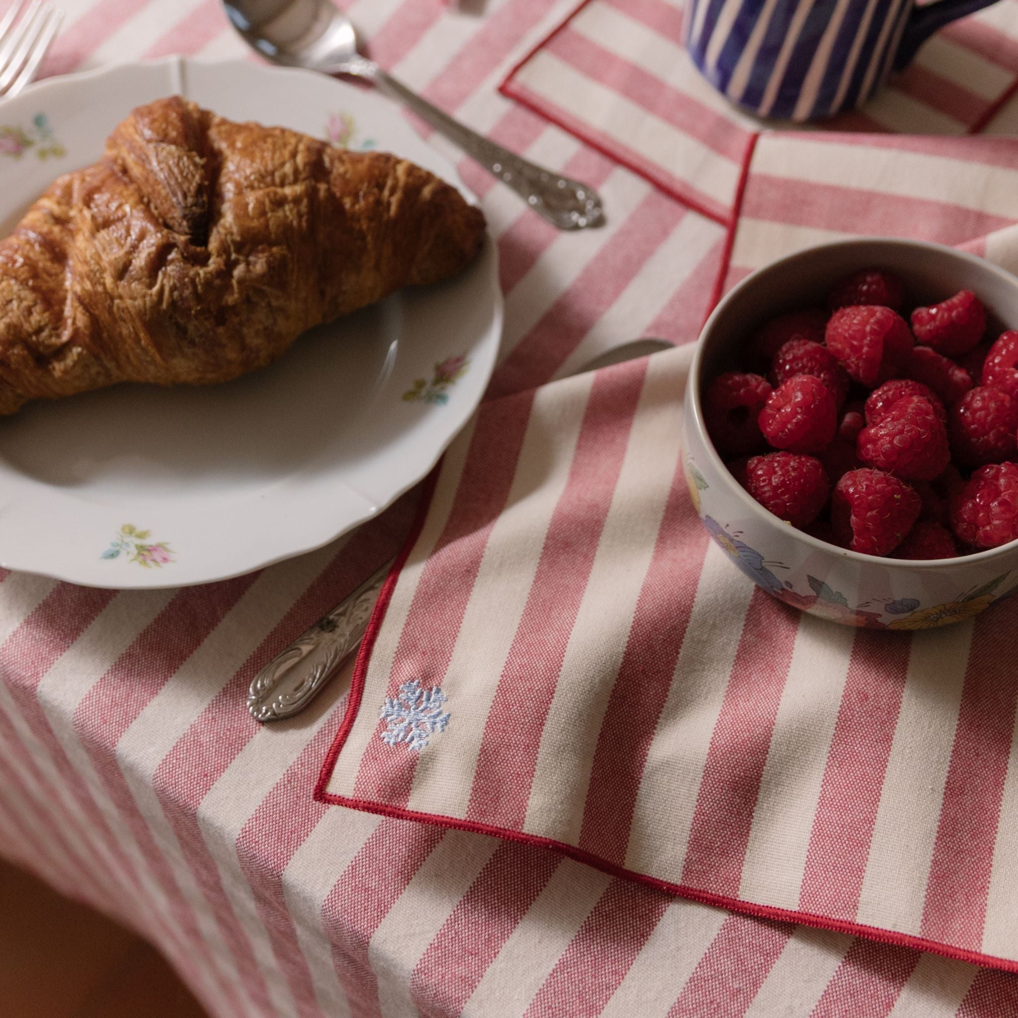Barra napkins with christmas embroidery
