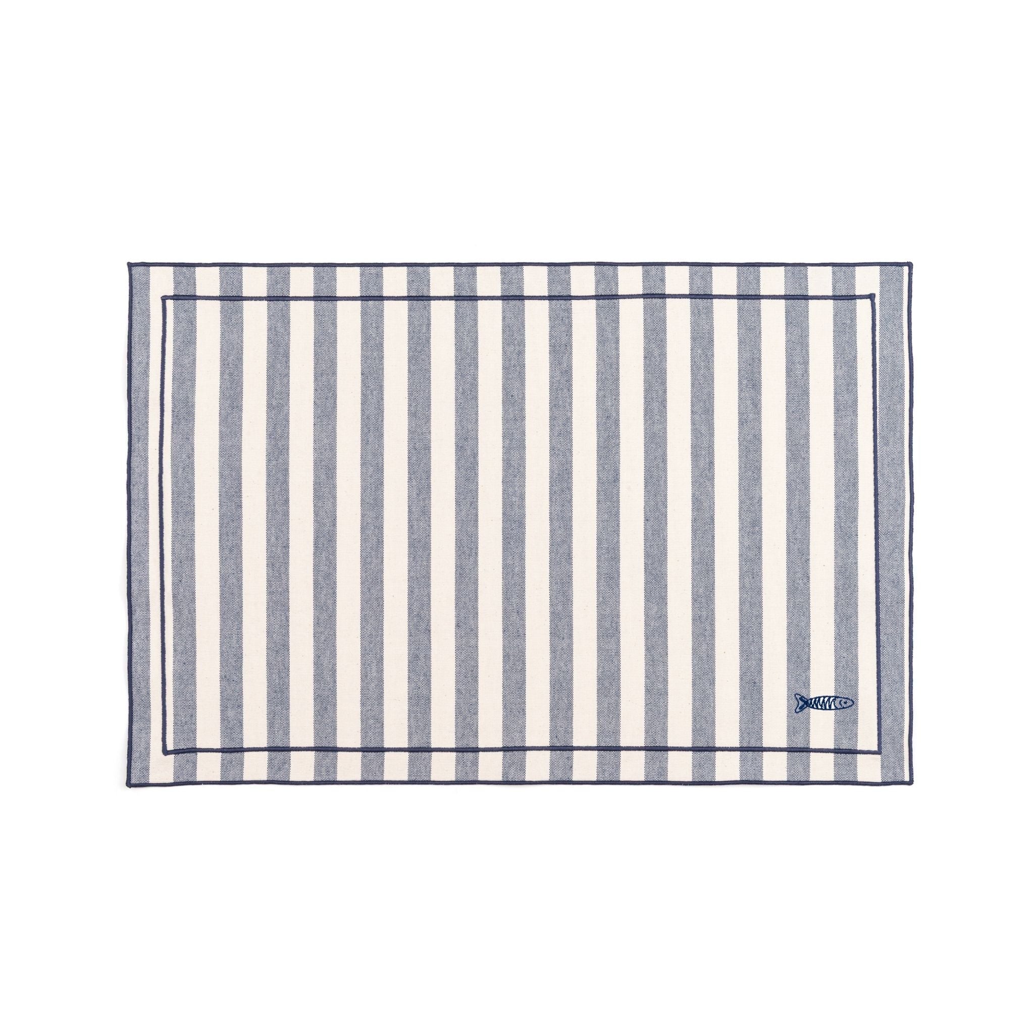 Barra cotton table linen with embroidered Portugal-inspired motifs - Torres Novas