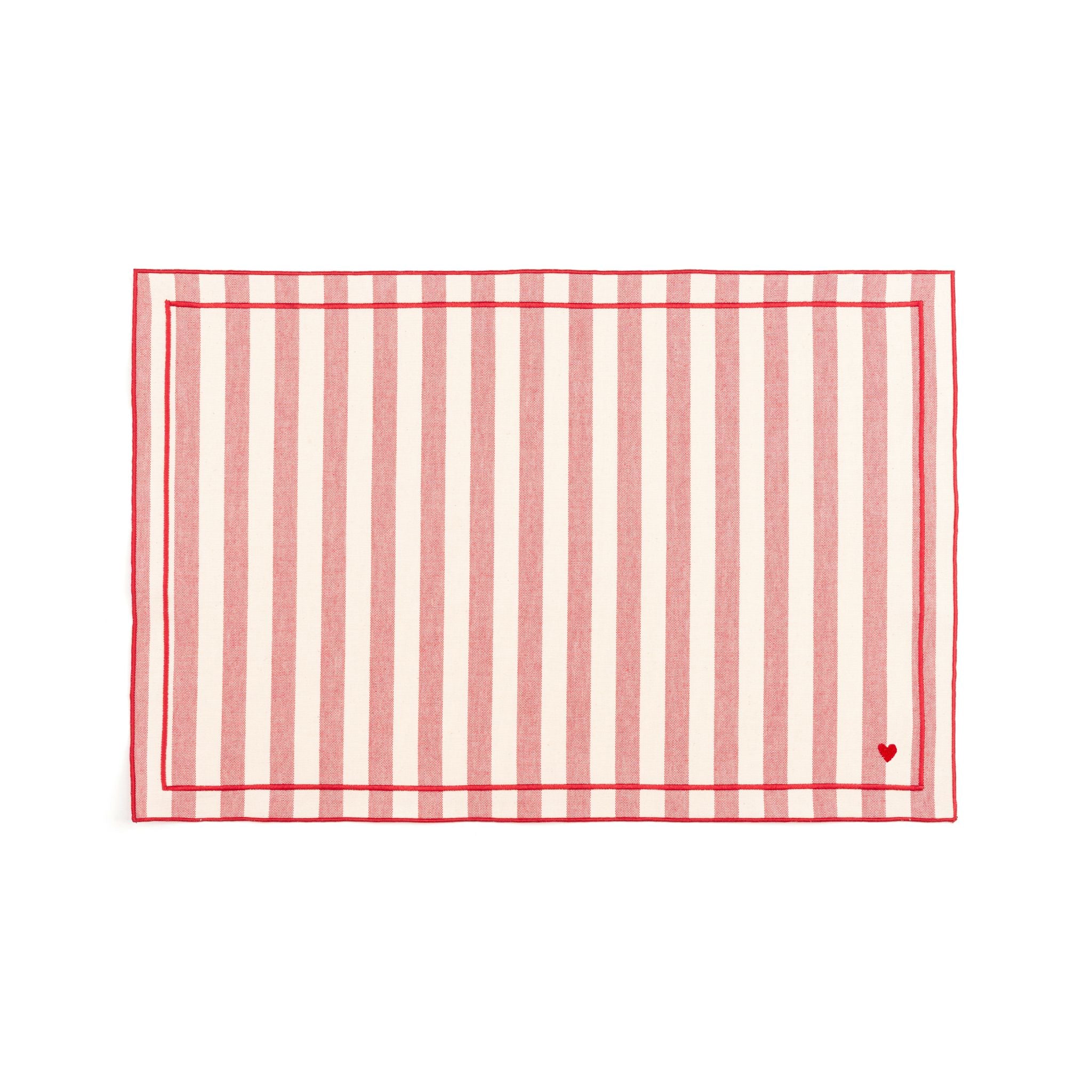 Barra cotton table linen with embroidered hearts - Torres Novas