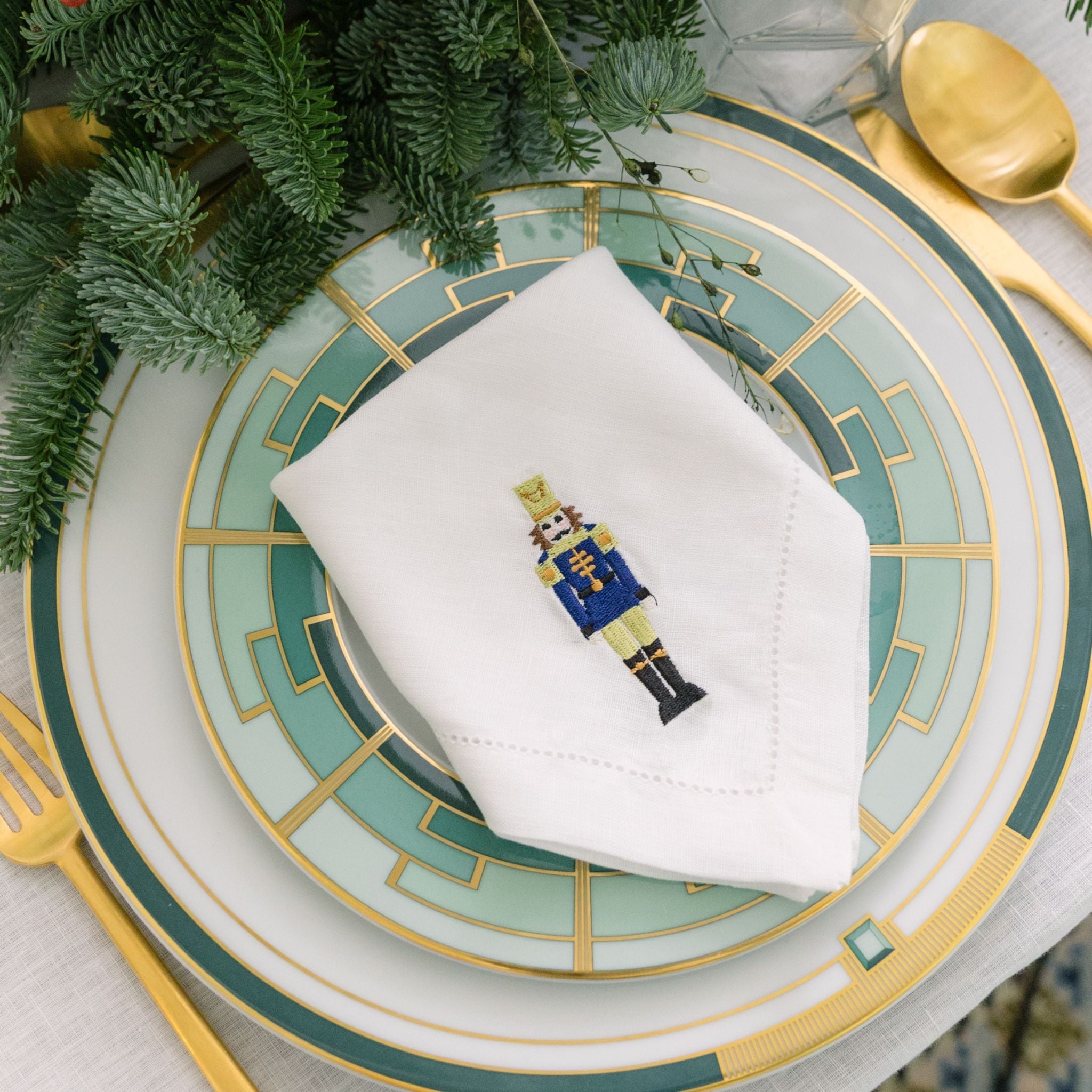 Mafra linen with Christmas embroidery