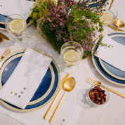 Mafra napkin and placemat with flower embroidery