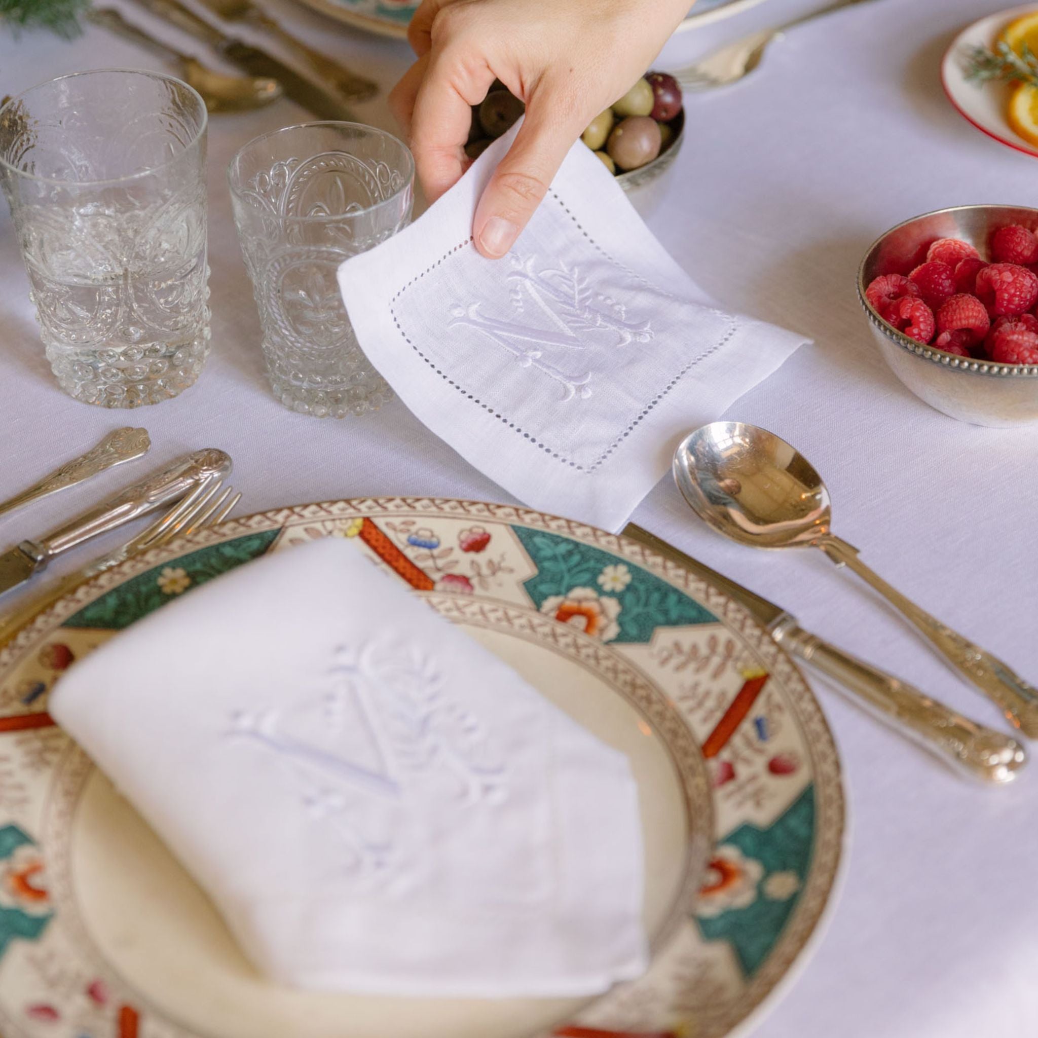 Mafra letter embroidery cocktail napkins (Pack of 4)
