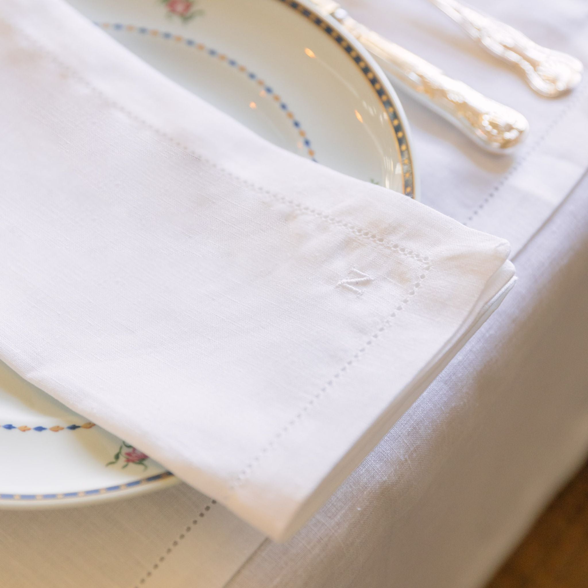 Mafra table linen with personalised embroidery