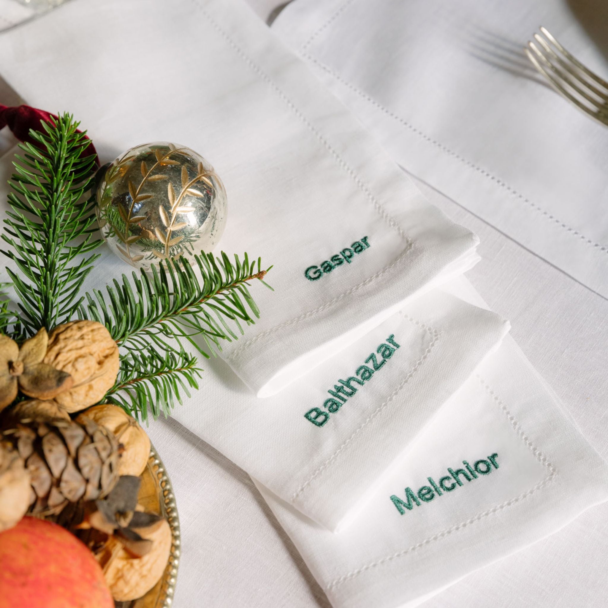 Mafra table linen with personalised embroidery