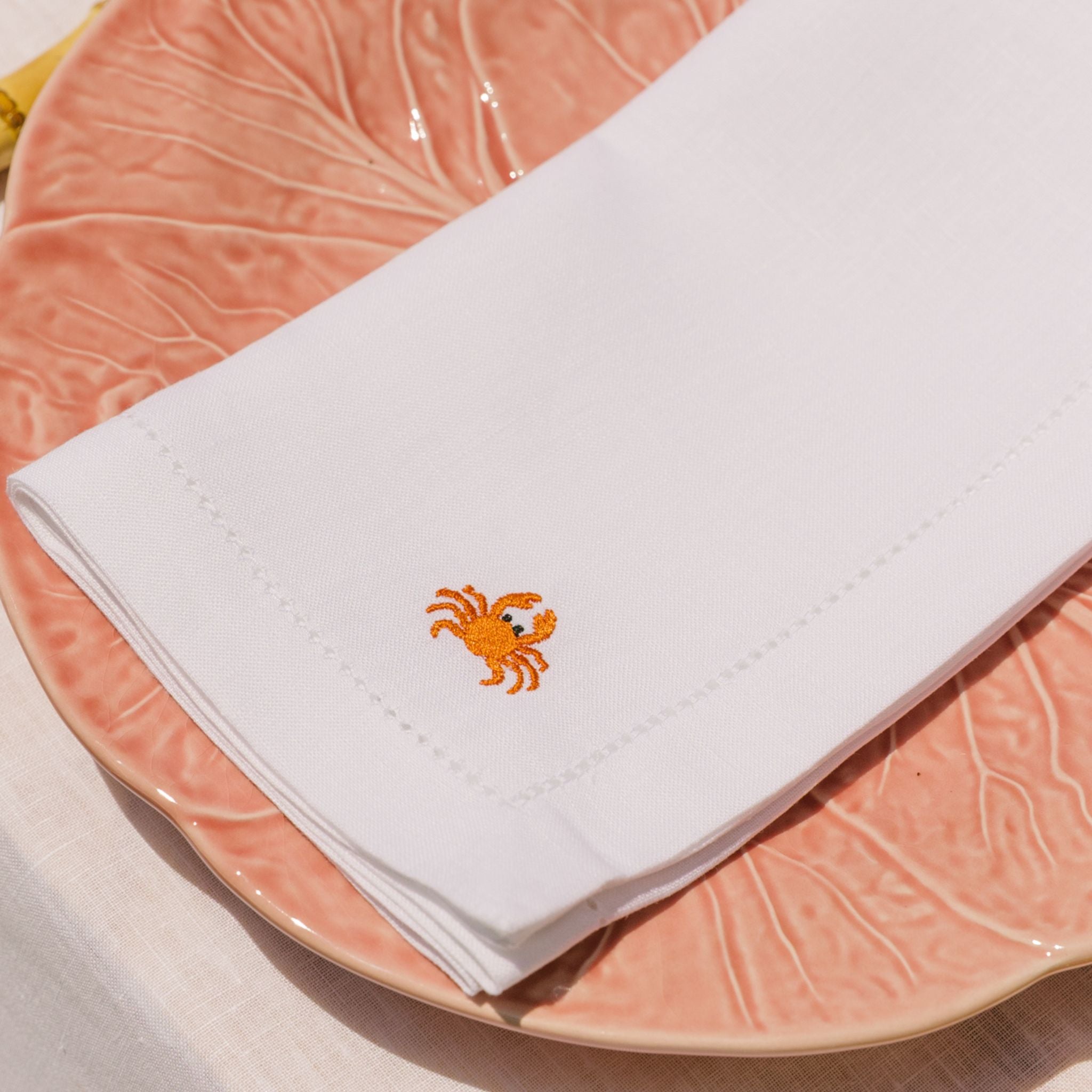 torres-novas-table-mafra-embroidery-summer-napkin-crab-lifestyle-9.jpg