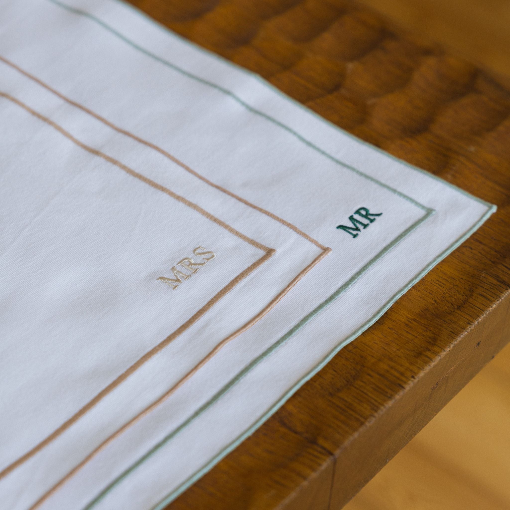 White Nazaré placemats