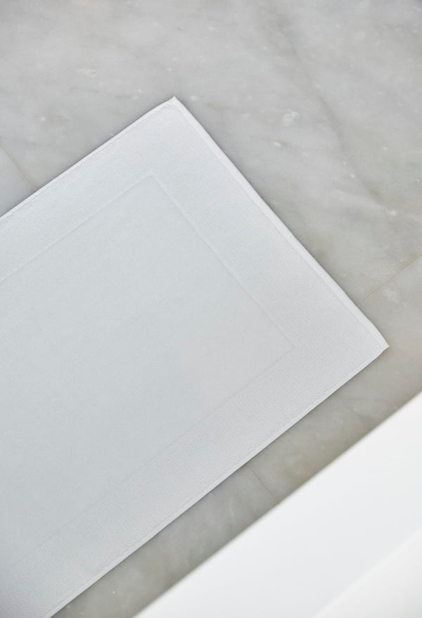 White bath mat - Torres Novas