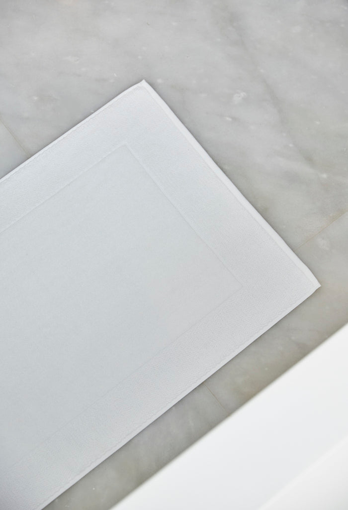 White bath mat - Torres Novas